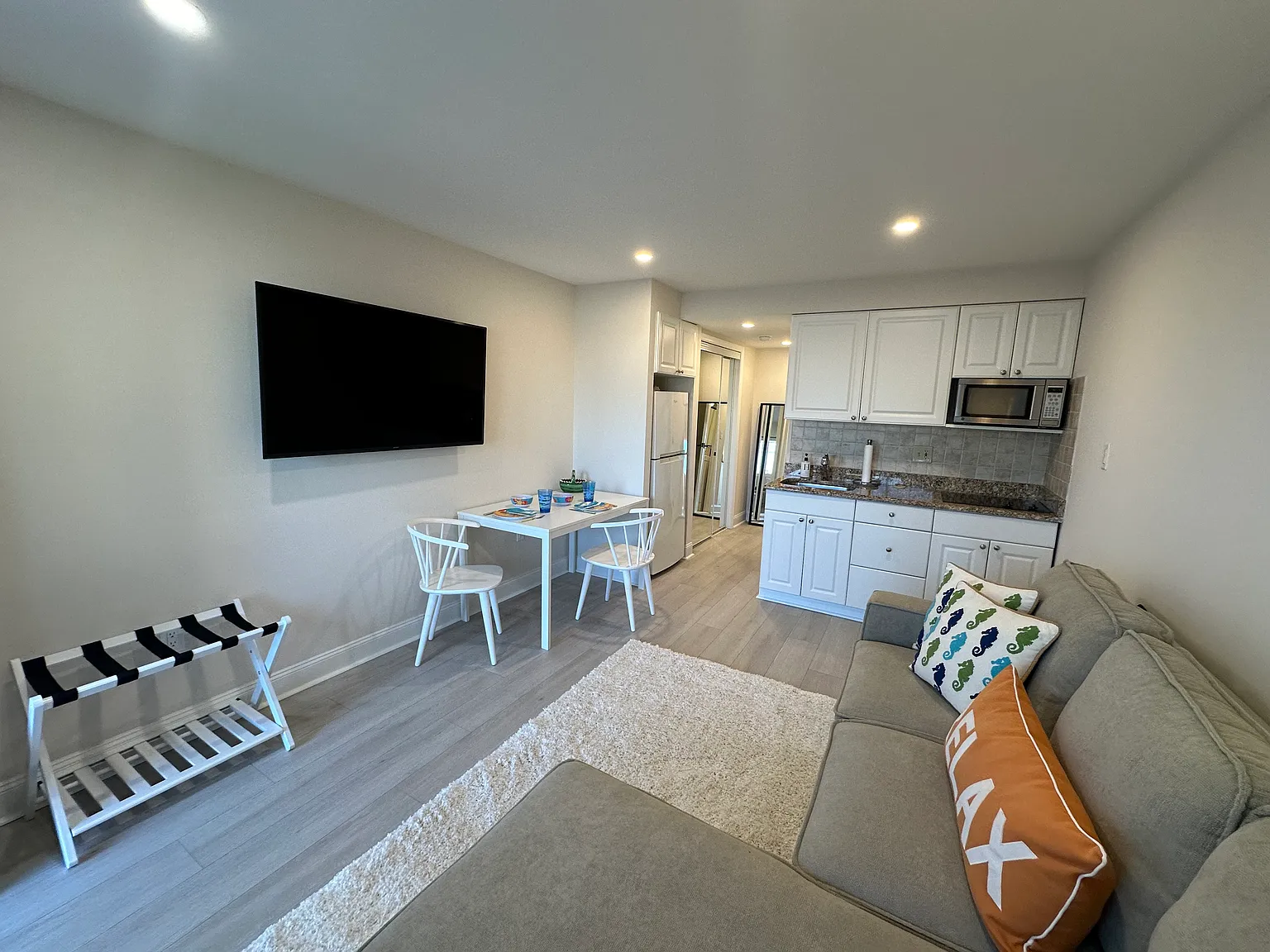 Studio, $1,695 — Photo 2
