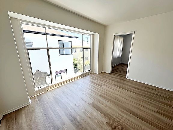 2nd image of 1253 N Laurel Ave APT 10