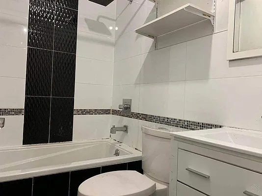 Rented by Brooklyn Group | media 43