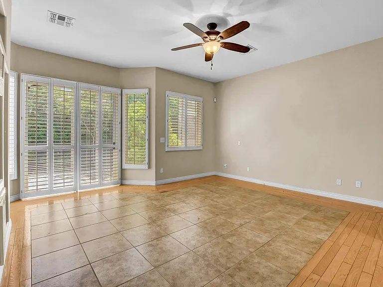 9101 Crystal Lake Ct — Photo 57