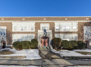 21 Middlesex Ave APT 203, Worcester, MA 01604