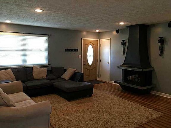 2nd image of 7428 Hearthstone Way