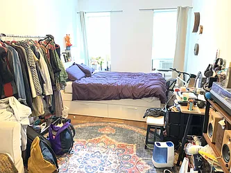 Rented by Tapiro Realty