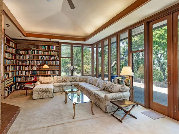 400 Skylark Ln, Watsonville, CA 95076