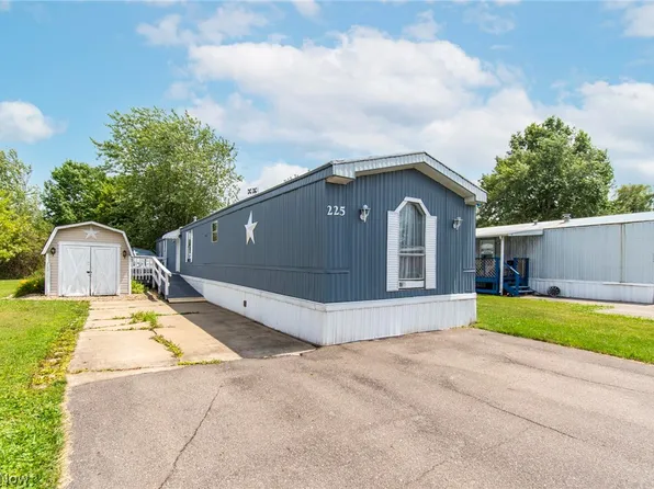 12205 Goshen Rd #225, Salem, OH 44460