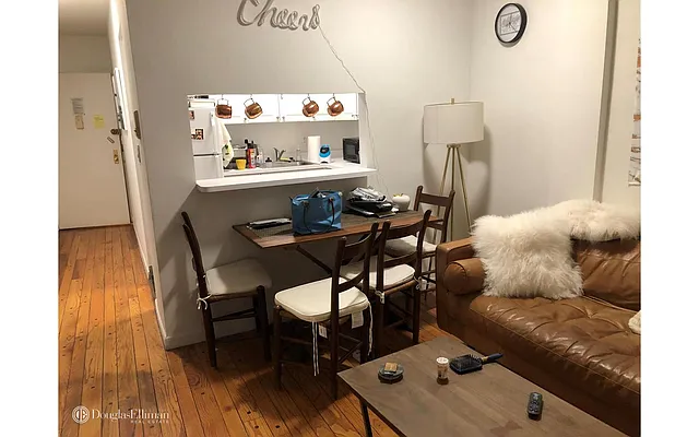 Rented by Douglas Elliman | media 21