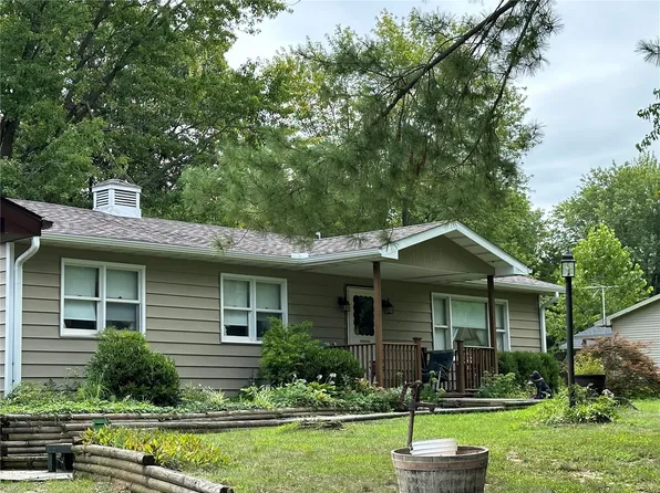 11808 Twin Acres Pl, Hannibal, MO 63401