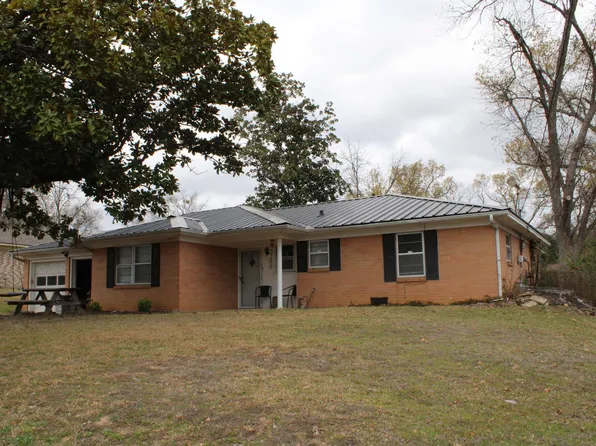 2200 Sampson Dr, Tyler, TX 75701