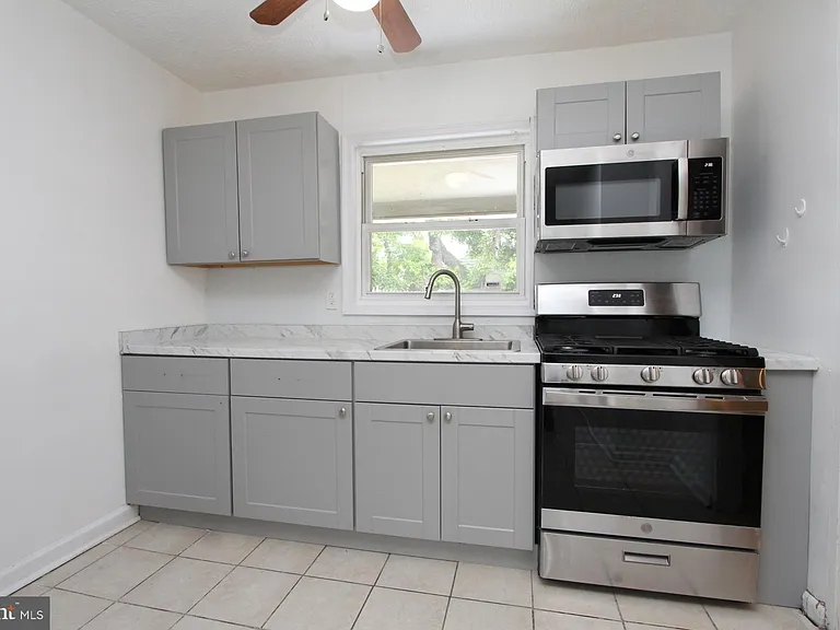 5634 Mitchell Rd — Photo 4
