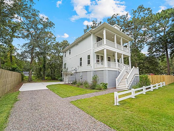2nd image of 1892 Grover Dr