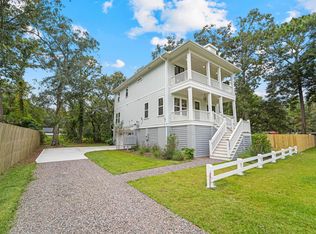 1892 Grover Dr, Johns Island, SC 29455