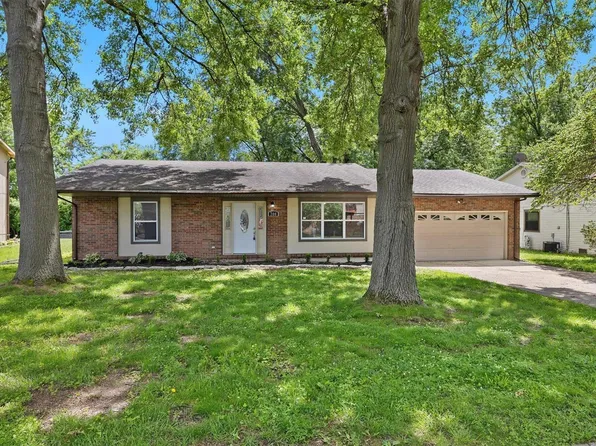 700 Fort Henry Rd, Belleville, IL 62221