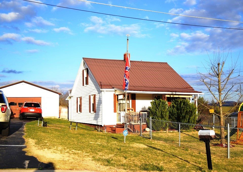 1st image of 525 Cassell Rd