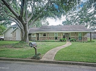 141 Post Hill Rd, Brandon, MS 39042