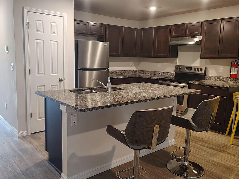 Slate Pl — Photo 6