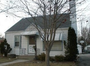 8432 W Maple St, West Allis, WI 53214