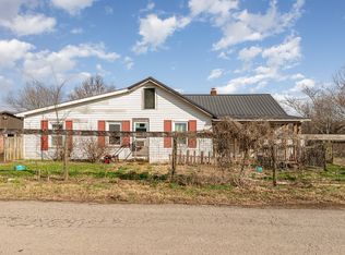 266 Ragland Rd NE, Cottontown, TN 37048