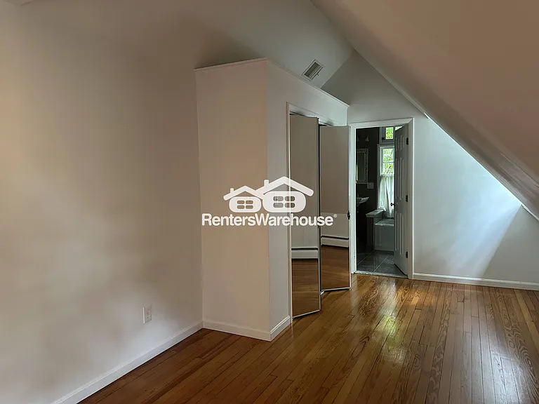 6616 N Charles St #C — Photo 13