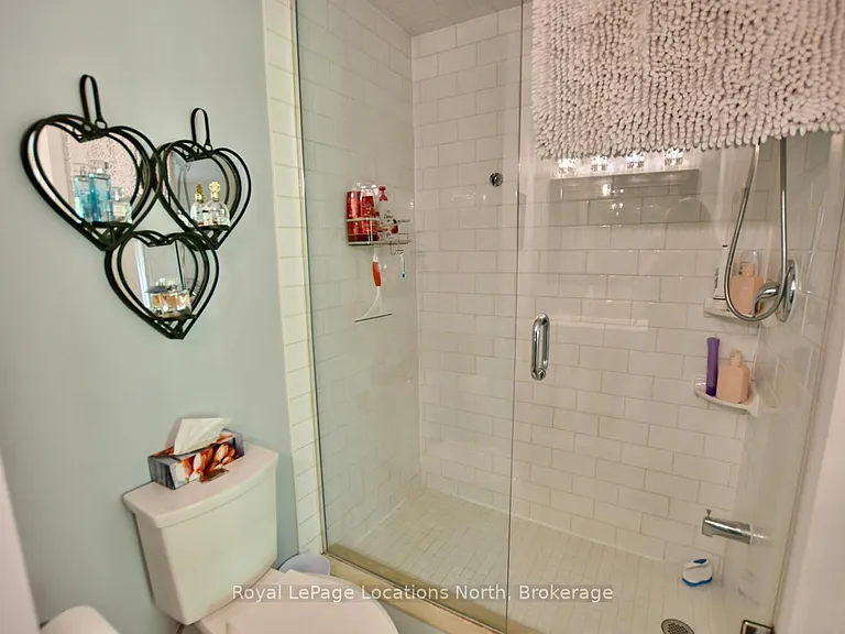590 Oxbow Cres — Photo 40