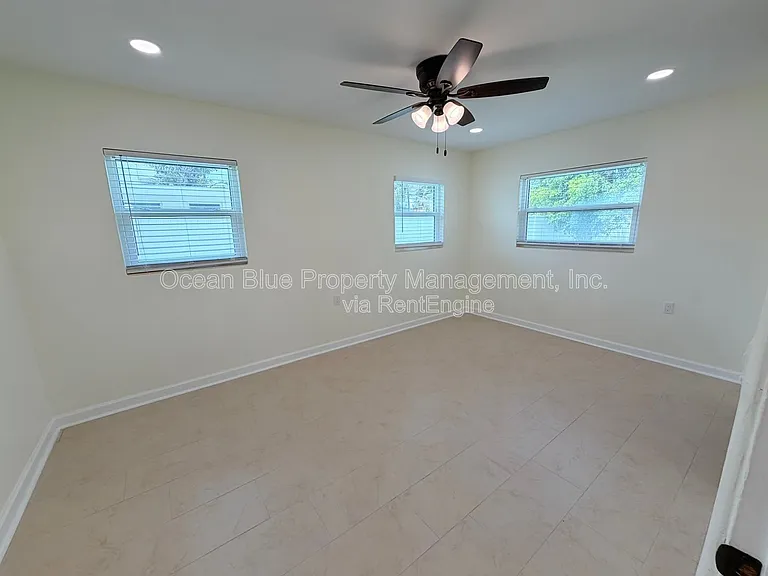 1000 Bay Pine Blvd — Photo 15
