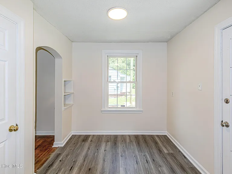 717 New River Dr — Photo 16