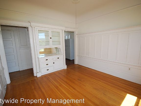 5th image of 388 Elizabeth St #388