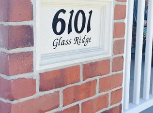 6101 Glass Ridge Dr, Lincoln, NE 68526