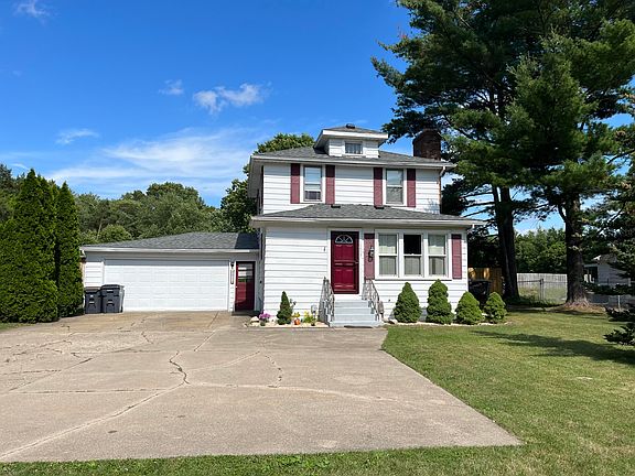 3rd image of 6417 Oakland Dr