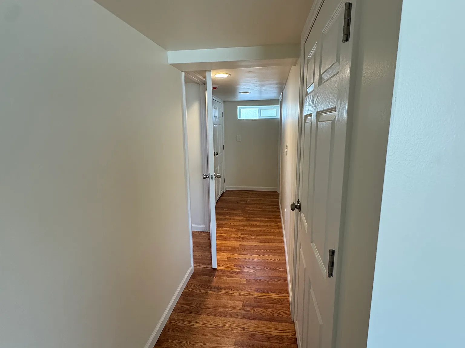 2 bed, 1000 sqft, $1,500 — Photo 4