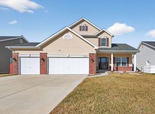 3501 Charlestowne Crossing Dr, Saint Charles, MO 63301