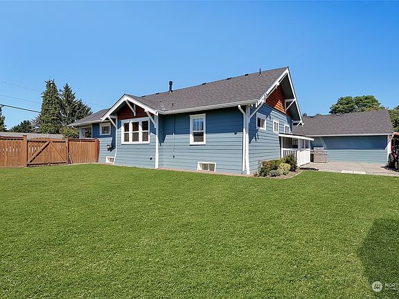 3rd image of 1616 E Main Street