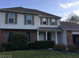 2713 Foxridge Run, Bloomington, IL