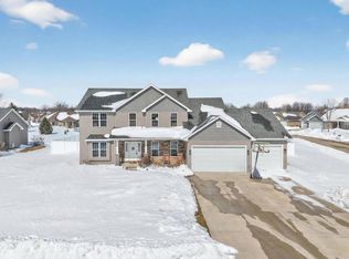 1906 Wasilla Ln, Neenah, WI 54956