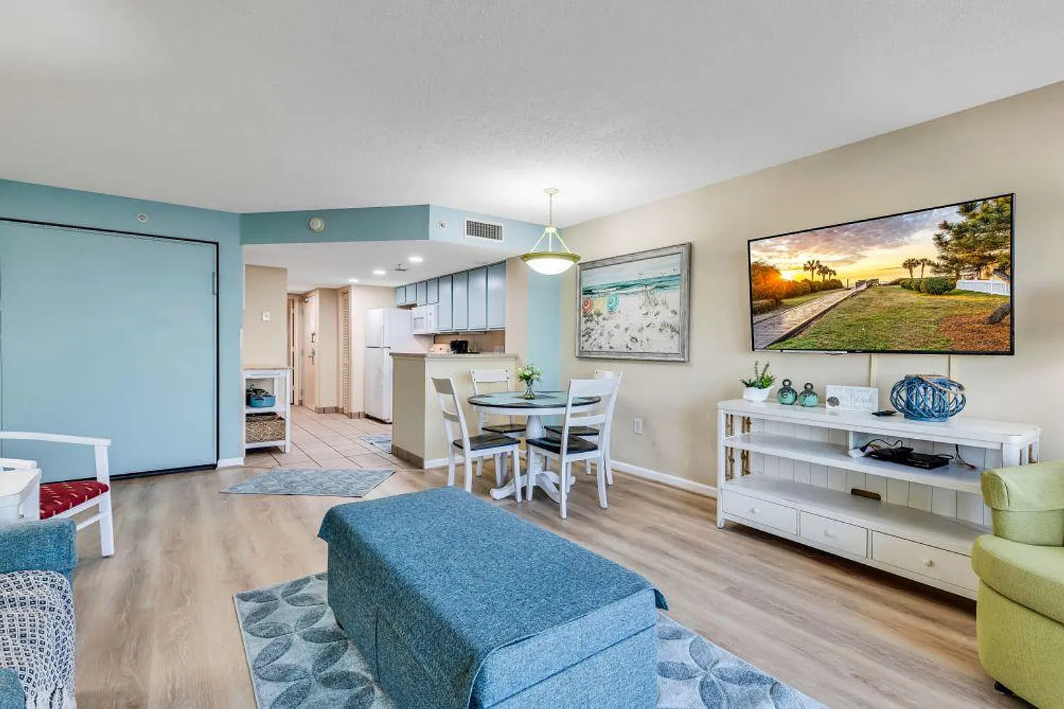 1 bed, 1.0 bath, 624 sqft, $3,096 — Photo 4