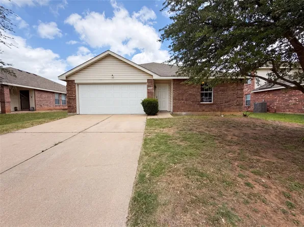 1120 Beaverwood Ln, Crowley, TX 76036