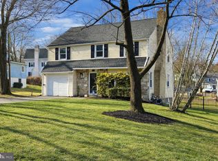 2310 Edge Hill Rd, Huntingdon Valley, PA 19006