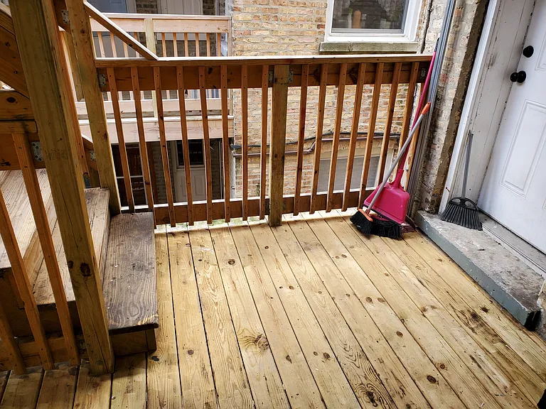 2331 W Arthur Ave #2E — Photo 5