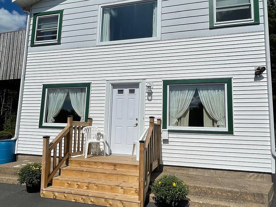 2nd image of 13152 Highway 3