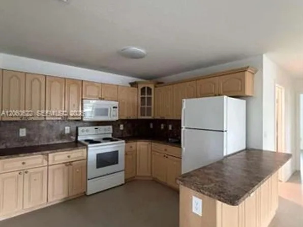 10501 SW 172nd St #Townhouse 10501, Miami, FL 33157