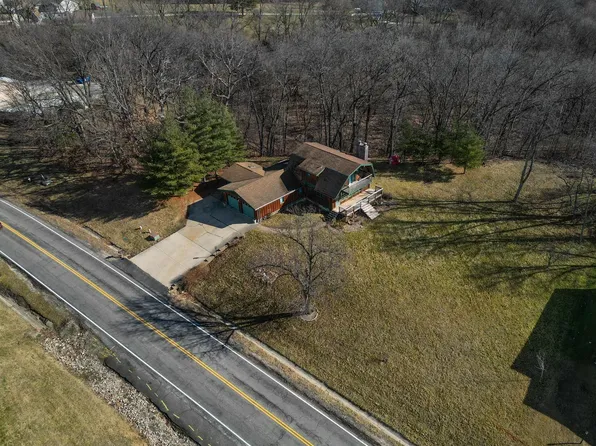 9267 W Lake Camelot Dr, Mapleton, IL 61547