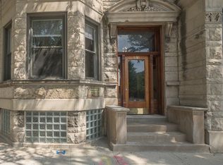 1204 W Lexington St APT 3R, Chicago, IL 60607