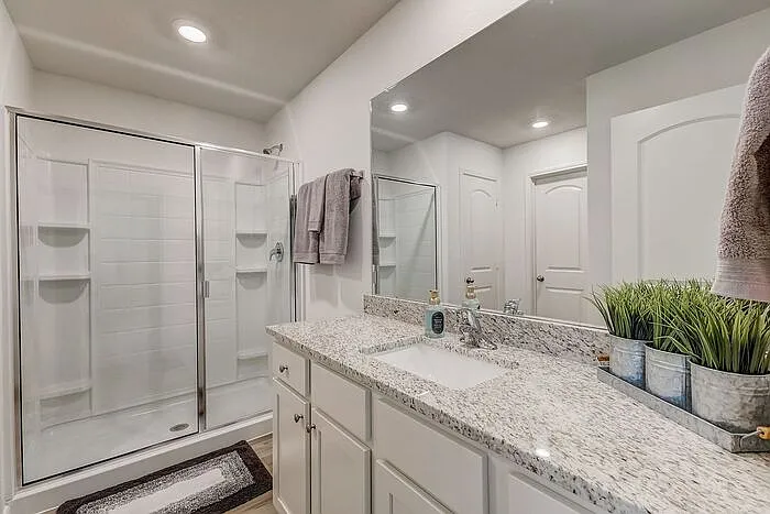 107 Crimson Cir — Photo 17