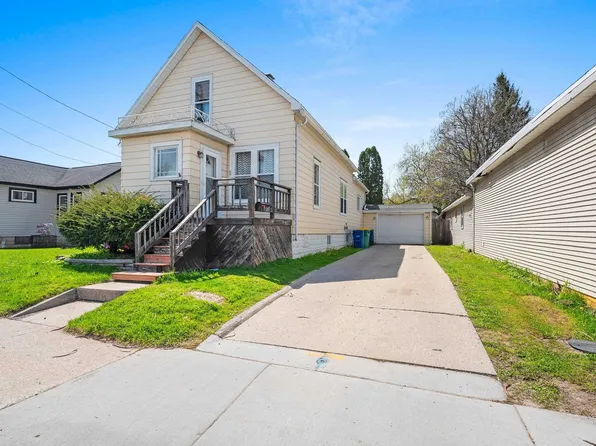 867 Shawano Ave, Green Bay, WI 54303