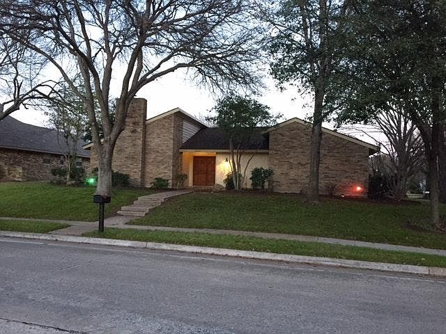 1st image of 3000 Country Place Dr