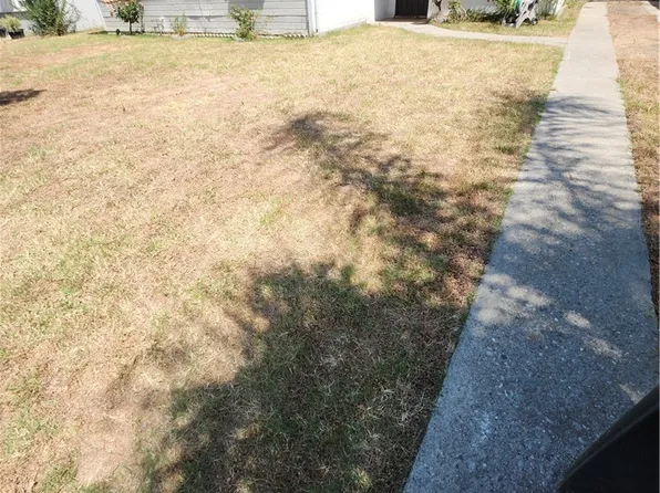 205 E Mason St, Azusa, CA 91702