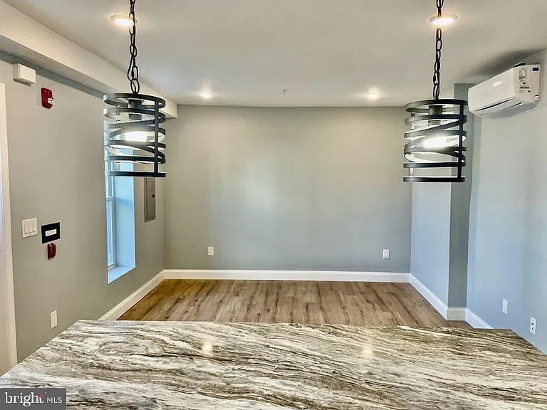 1701 Point Breeze Ave #1A — Photo 3
