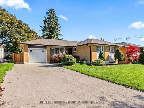 745 Glengrove St, Oshawa, ON L1J 5C5