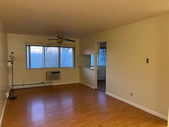 2nd image of 7723 Hazelcrest Dr