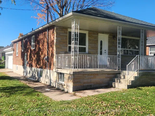 2 Tardree Pl, Toronto, ON M1R 3X3