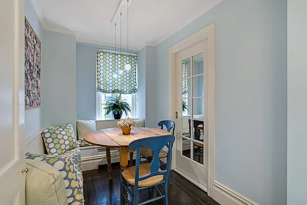 Sold by Compass | media 11